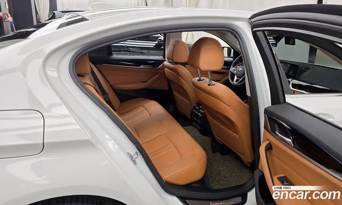 BMW 5-Series 2018 2.0 Автомат в Москве № 191336, фото 12