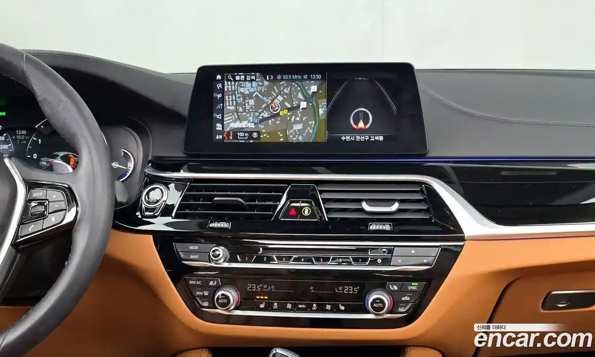 BMW 5-Series 2018 2.0 Автомат в Москве № 191336, фото 14