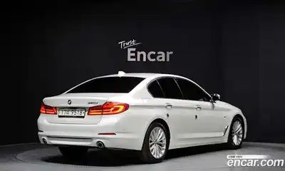 BMW 5-Series 2018 2.0 Автомат в Москве № 191336, миниатюра 2