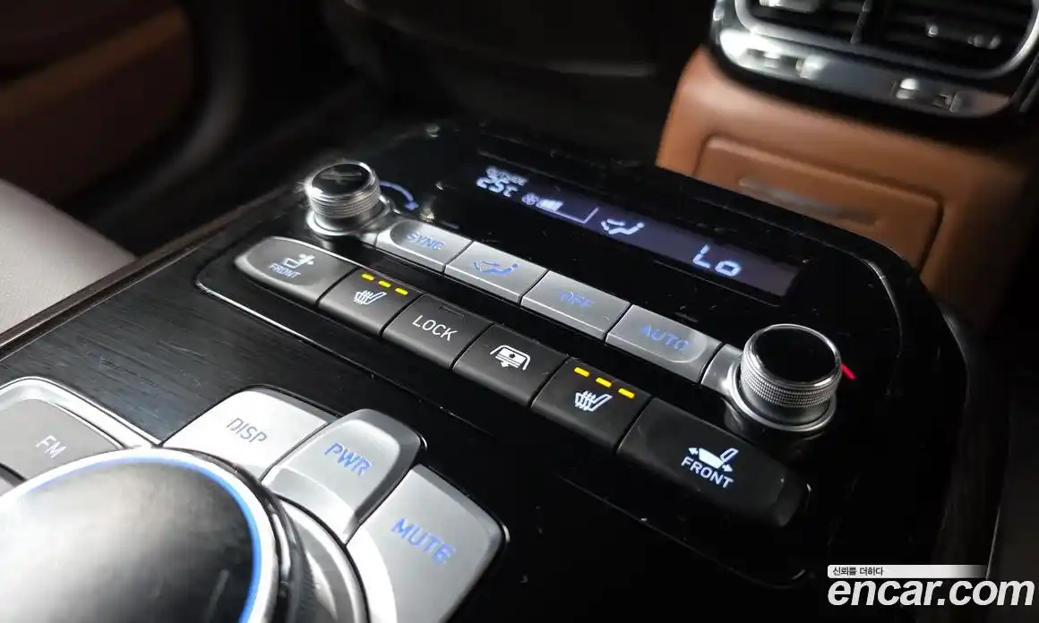 Genesis G90 2019 3.3 Автомат в Москве № 19235, фото 14