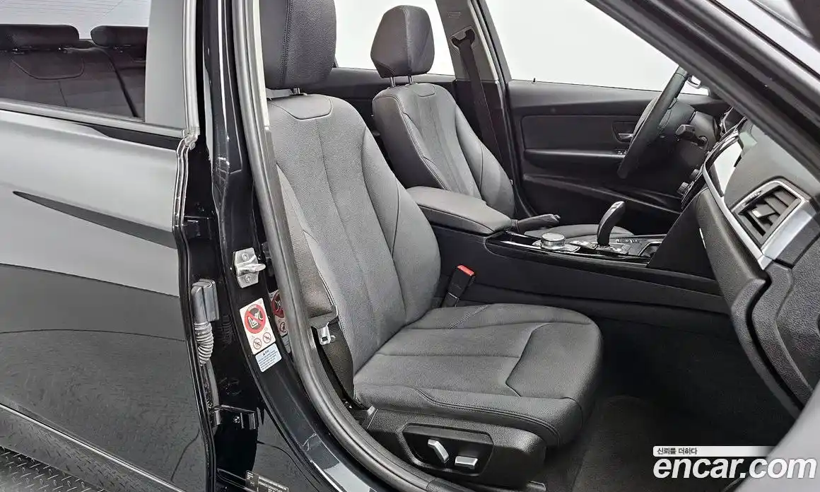 BMW 3-Series 2017 2.0 Автомат в Москве № 192732, фото 12