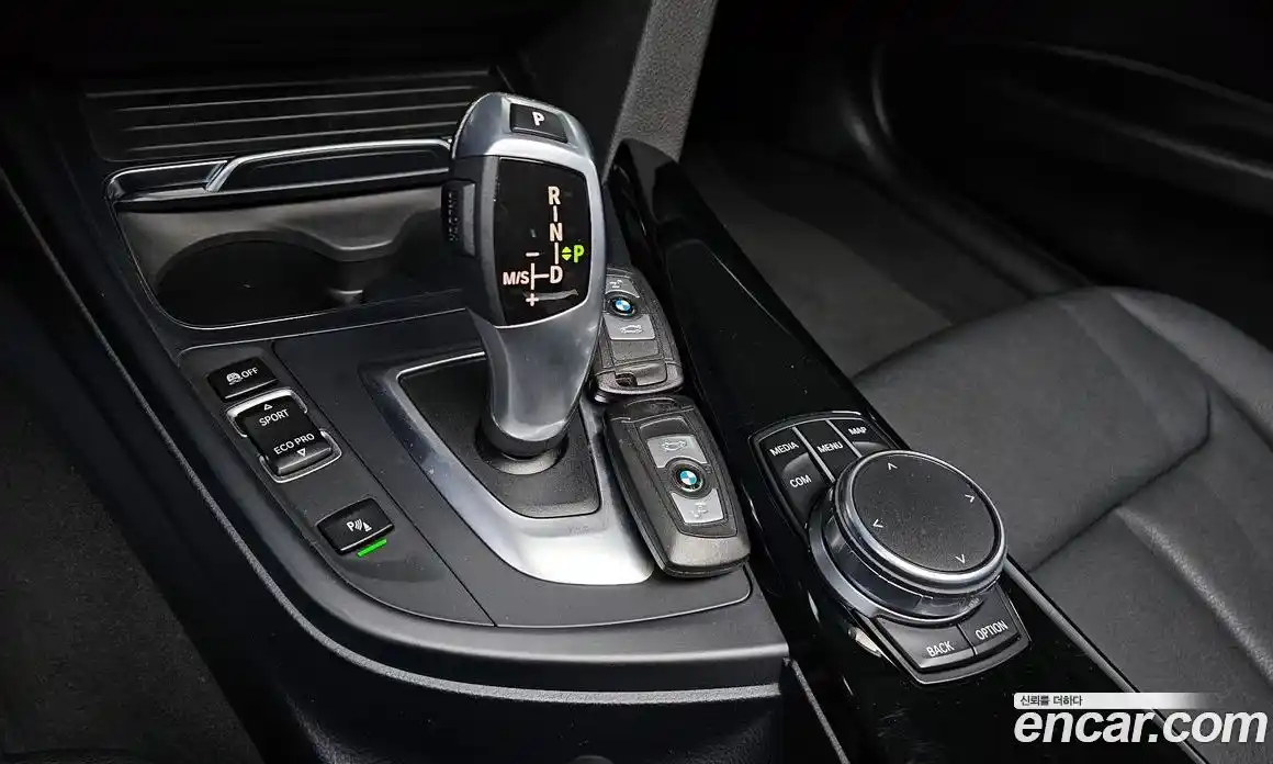 BMW 3-Series 2017 2.0 Автомат в Москве № 192732, фото 19