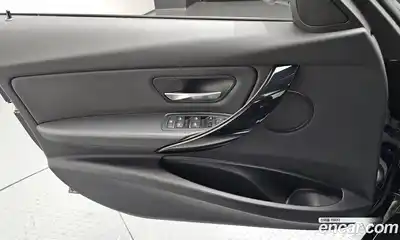 BMW 3-Series 2017 2.0 Автомат в Москве № 192732, миниатюра 6