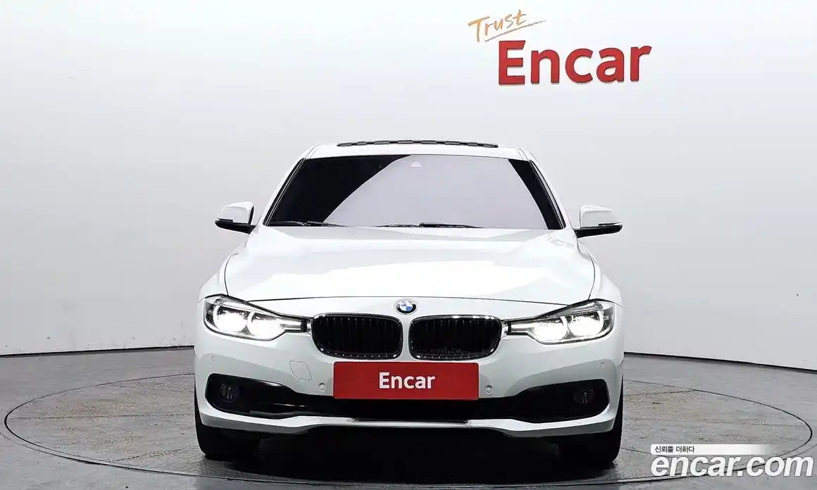 BMW 3-Series 2018 2.0 Автомат в Москве № 192968, фото 14