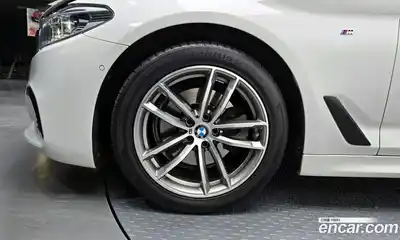 BMW 5-Series 2017 2.0 Автомат в Москве № 193021, миниатюра 11