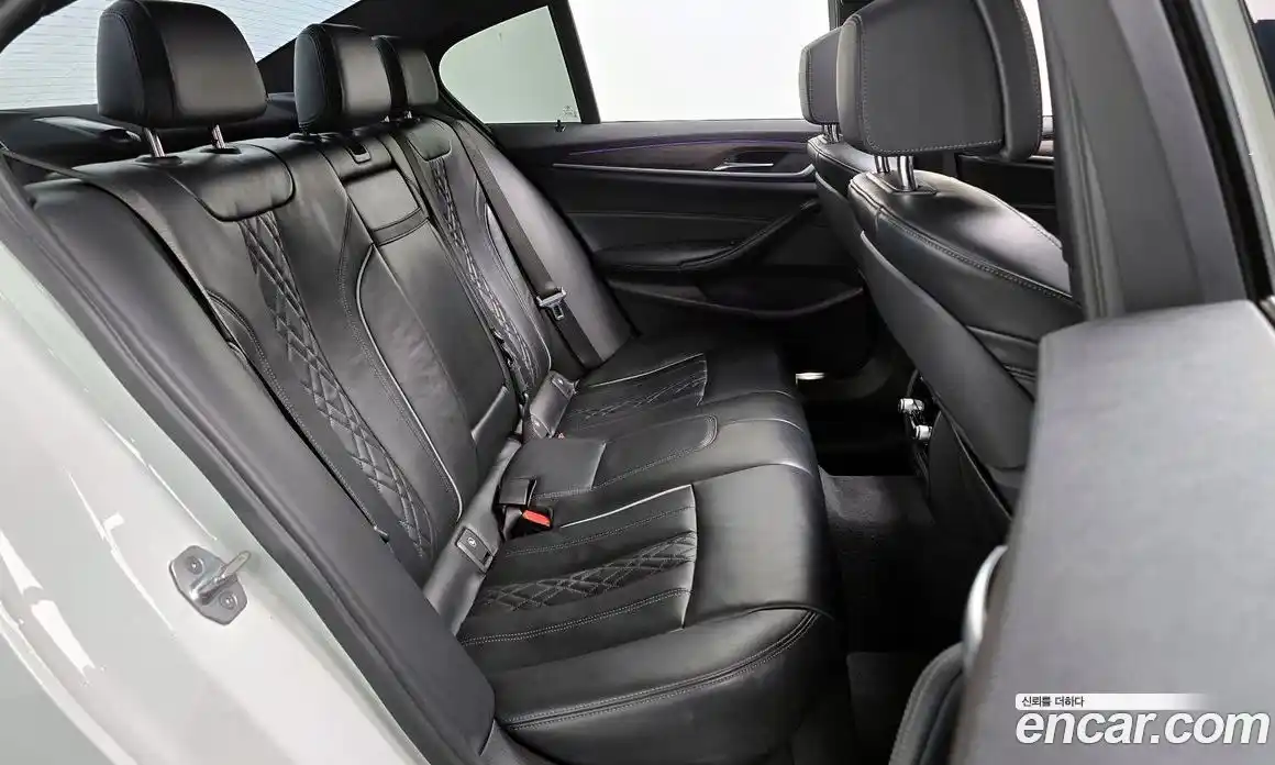 BMW 5-Series 2017 2.0 Автомат в Москве № 193021, фото 17