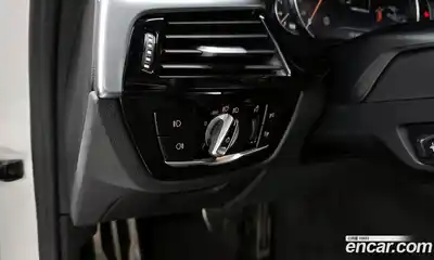 BMW 5-Series 2017 2.0 Автомат в Москве № 193021, миниатюра 7