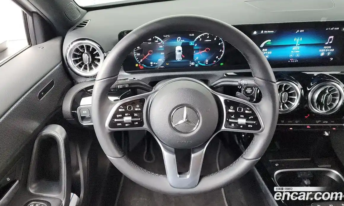 Mercedes-Benz A-Class 2022 2.0 Автомат в Москве № 193722, фото 13