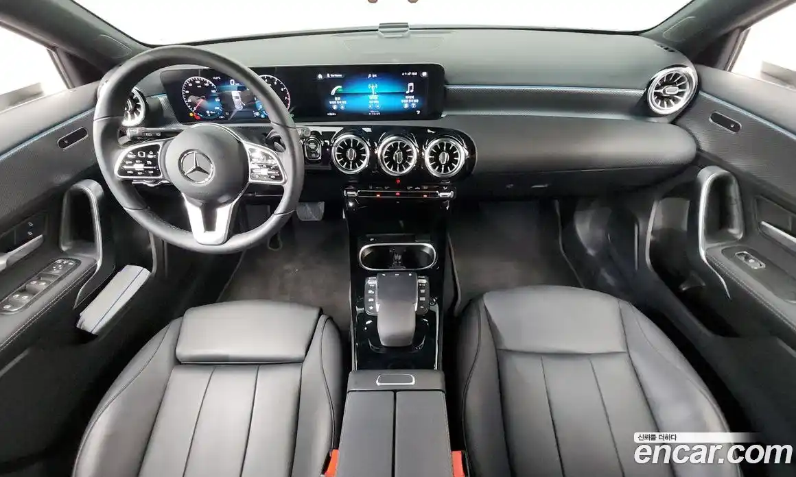 Mercedes-Benz A-Class 2022 2.0 Автомат в Москве № 193722, фото 7