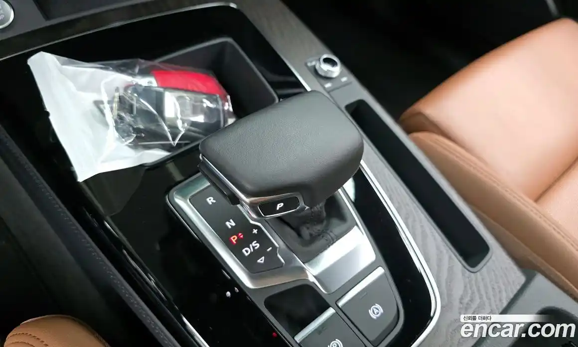 Audi Q5 2023 2.0 Автомат в Москве № 196305, фото 18