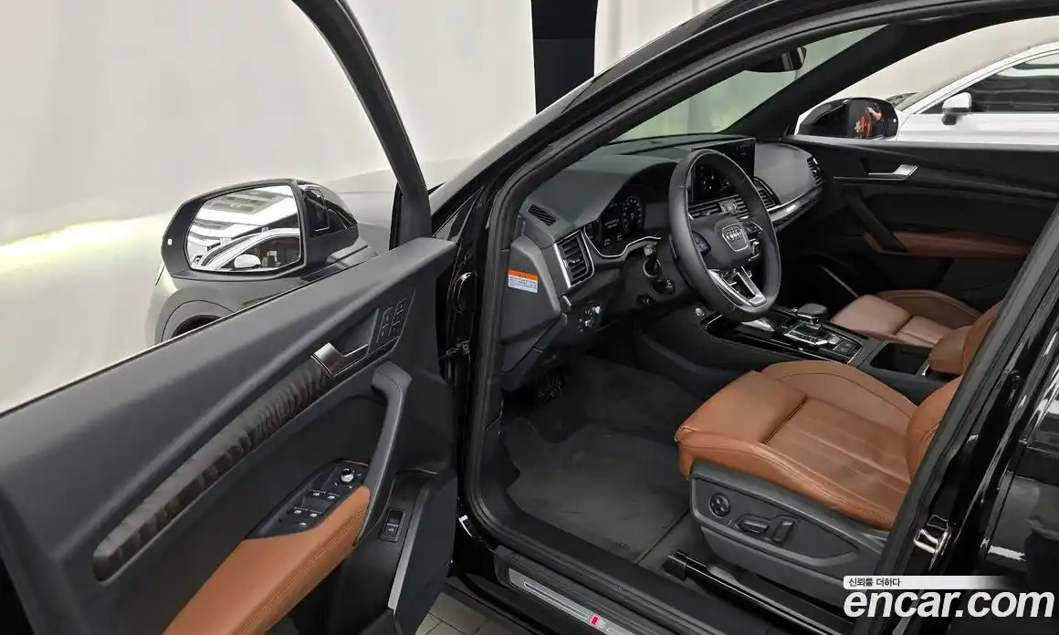 Audi Q5 2023 2.0 Автомат в Москве № 196305, фото 4