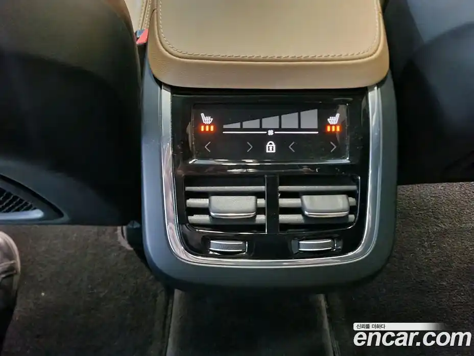 Volvo XC90 2023 2.0 Автомат в Москве № 196947, фото 15