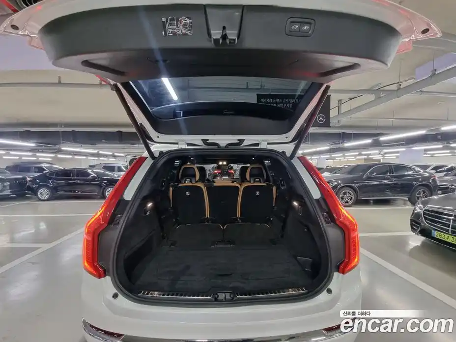 Volvo XC90 2023 2.0 Автомат в Москве № 196947, фото 20