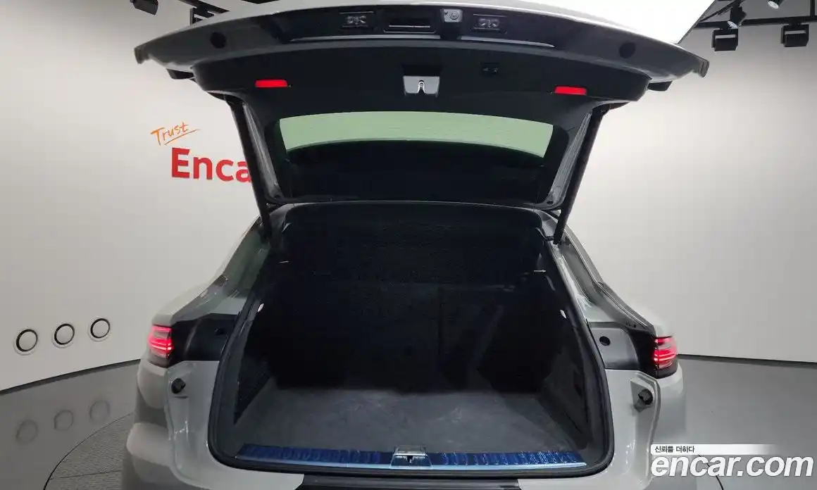 Porsche Cayenne 2020 3.0 Автомат в Москве № 197707, фото 20