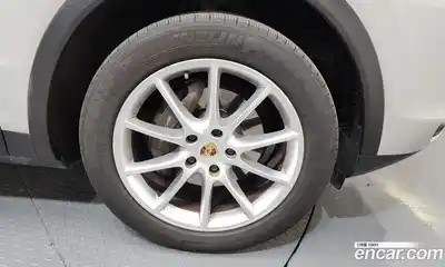 Porsche Cayenne 2020 3.0 Автомат в Москве № 197707, миниатюра 5