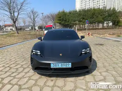 Porsche Taycan, 2024