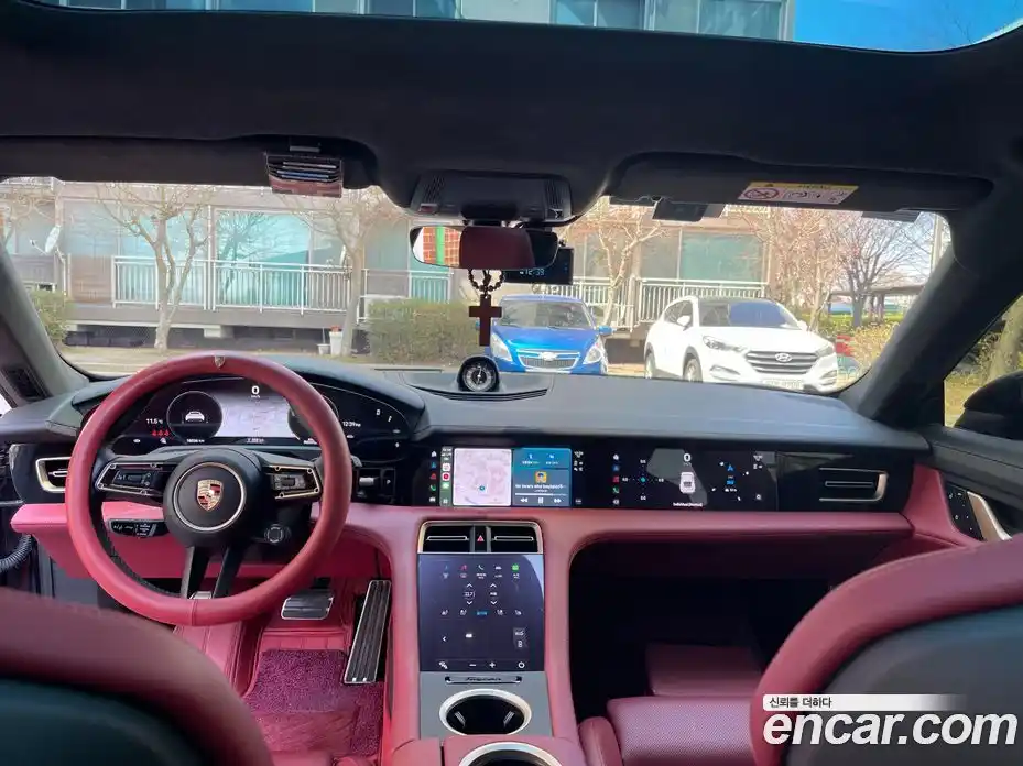 Porsche Taycan 2024 0.1 Автомат в Москве № 197890, фото 14