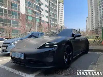 Porsche Taycan 2024 0.1 Автомат в Москве № 197890, миниатюра 4