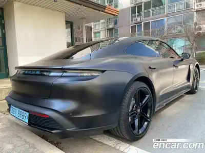 Porsche Taycan 2024 0.1 Автомат в Москве № 197890, миниатюра 9