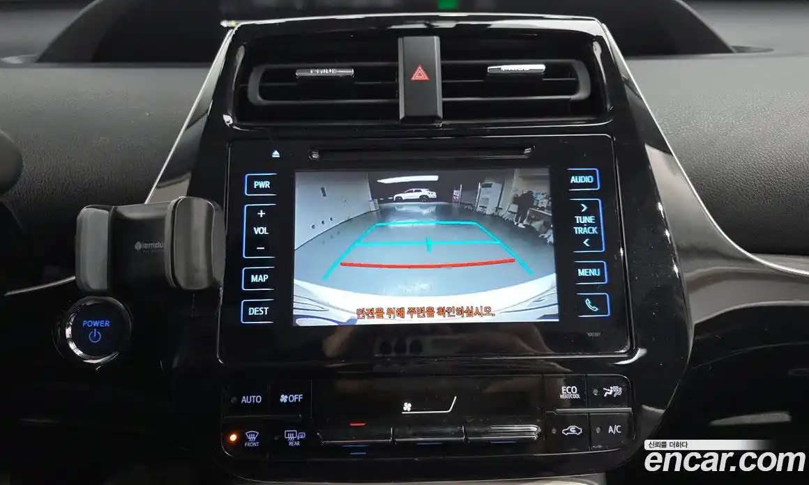 Toyota Prius 2017 1.8 Автомат в Москве № 199685, фото 8