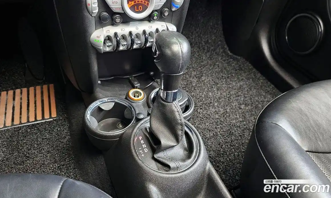 Mini Cooper 2007 1.6 Автомат в Москве № 200937, фото 8