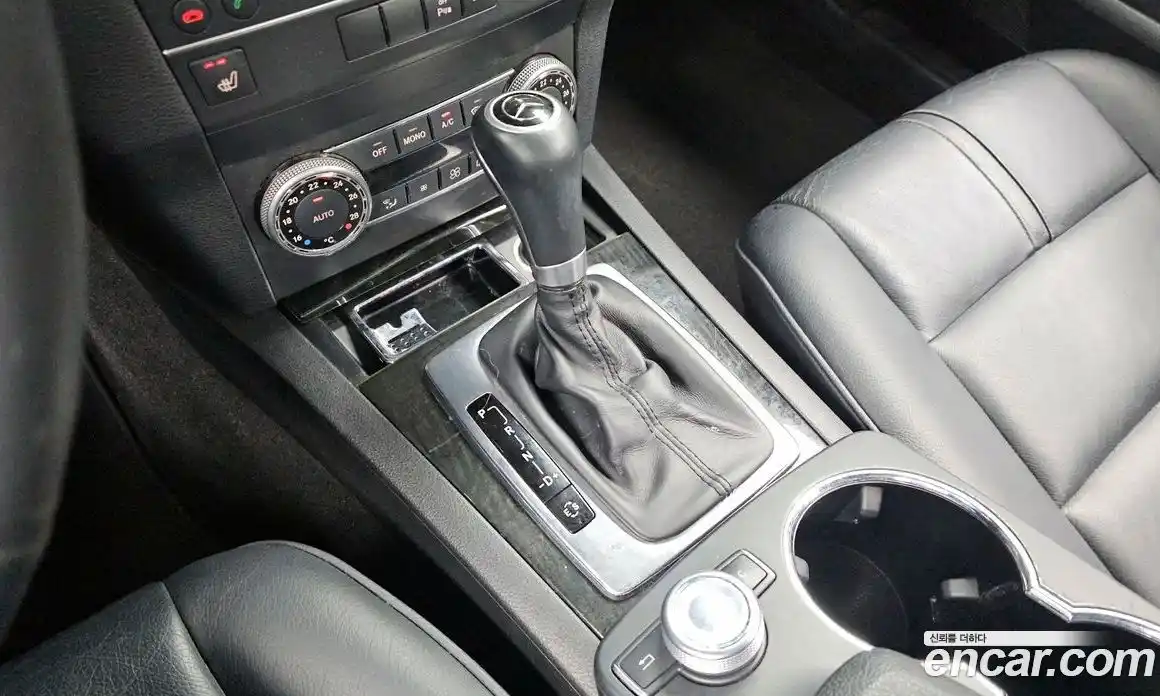 Mercedes-Benz GLK-Class 2012 2.1 Автомат в Москве № 201537, фото 17