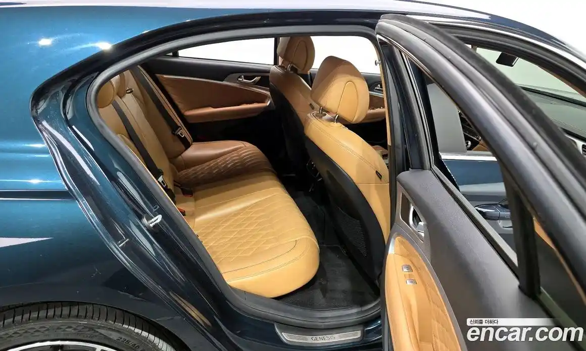 Genesis G70 2023 2.0 Автомат в Москве № 204458, фото 12