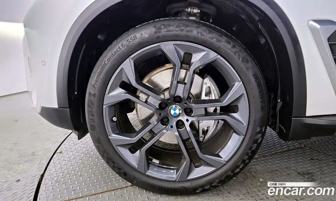 BMW X5 2024 3.0 Автомат в Москве № 210765, фото 11