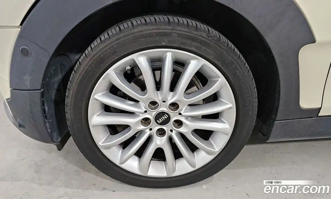 Mini Clubman 2018 2.0 Автомат в Москве № 211141, фото 17