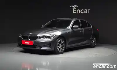 BMW 3-Series 2020 2.0 Автомат в Москве № 211768, миниатюра 11