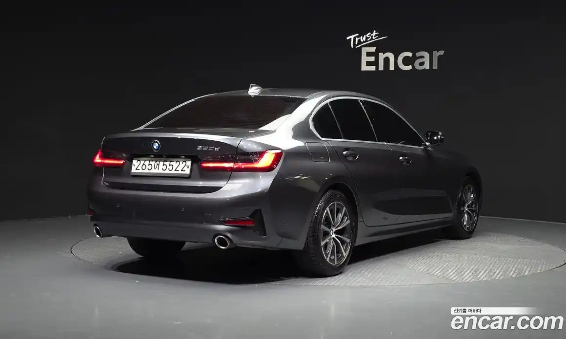 BMW 3-Series 2020 2.0 Автомат в Москве № 211768, фото 2