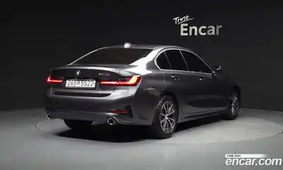 BMW 3-Series 2020 2.0 Автомат в Москве № 211768, миниатюра 2