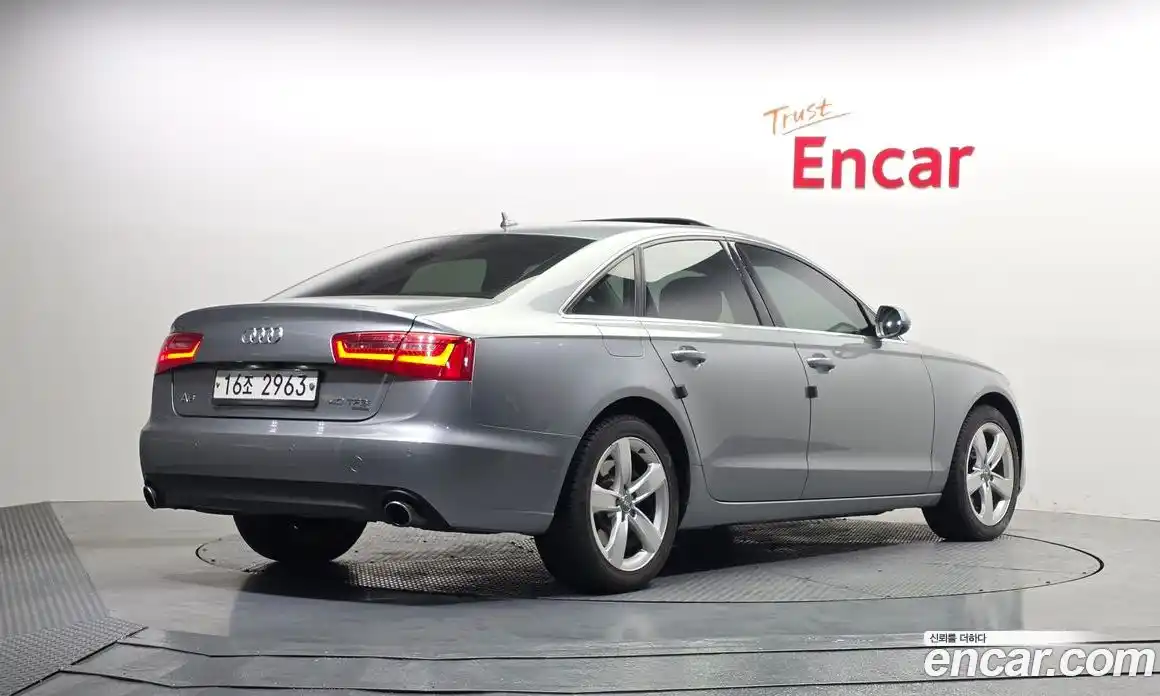 Audi A6 2015 2.0 Автомат в Москве № 212556, фото 4