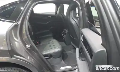 Porsche Cayenne, 2020