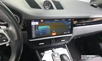 Porsche Cayenne 2020 3.0 Автомат в Москве № 213290, миниатюра 4