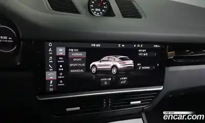 Porsche Cayenne 2020 3.0 Автомат в Москве № 213290, миниатюра 8