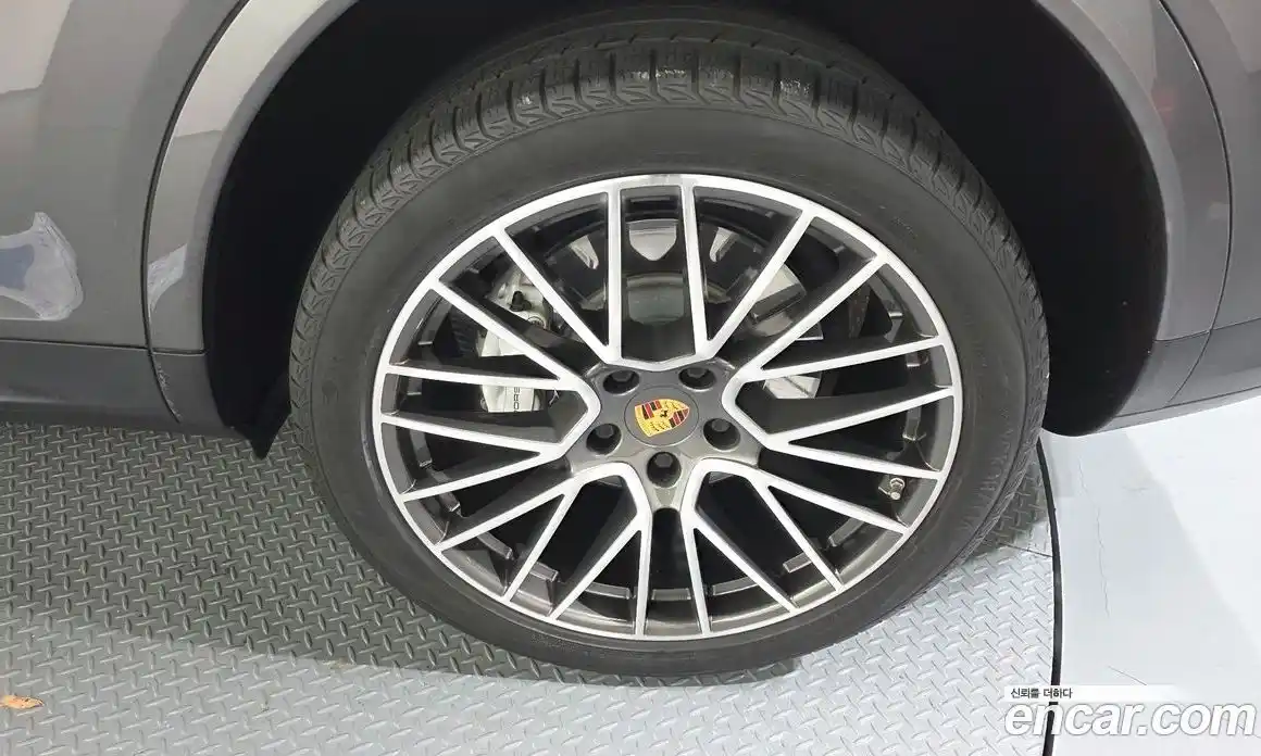 Porsche Cayenne 2020 3.0 Автомат в Москве № 213290, фото 9