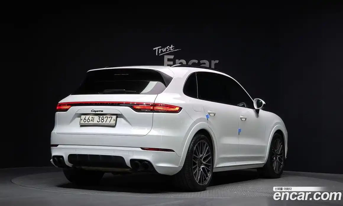 Porsche Cayenne 2019 3.0 Автомат в Москве № 213302, фото 4