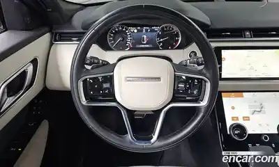 Land Rover Range-Rover Velar 2023 2.0 Автомат в Москве № 213327, миниатюра 9