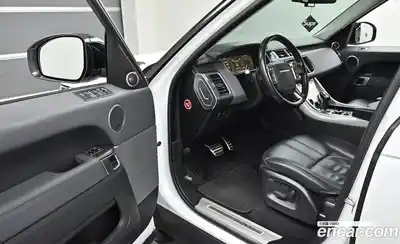 Land Rover Range-Rover Sport 2015 3.0 Автомат в Москве № 213594, миниатюра 12