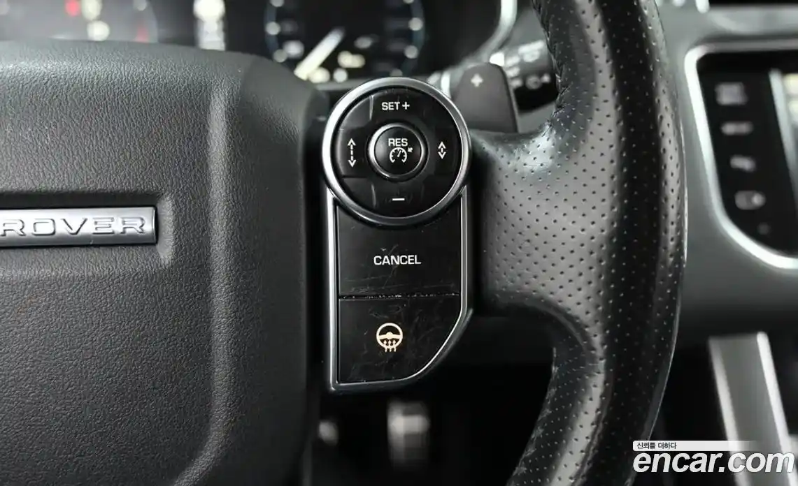 Land Rover Range-Rover Sport 2015 3.0 Автомат в Москве № 213594, фото 10