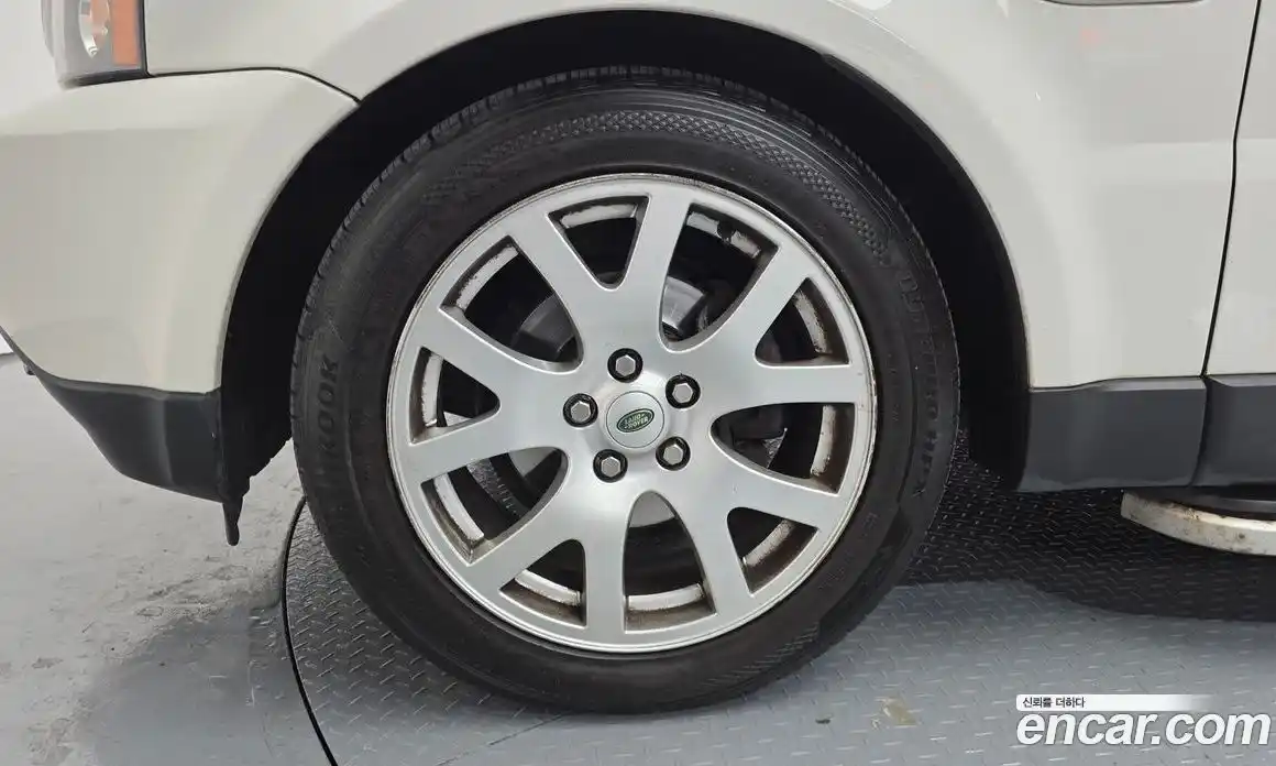 Land Rover Range-Rover Sport 2009 2.7 Автомат в Москве № 213652, фото 9