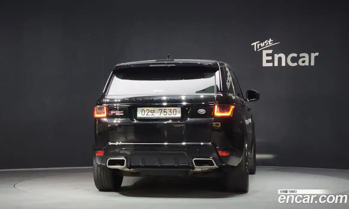 Land Rover Range-Rover Sport 2017 3.0 Автомат в Москве № 213770, фото 4