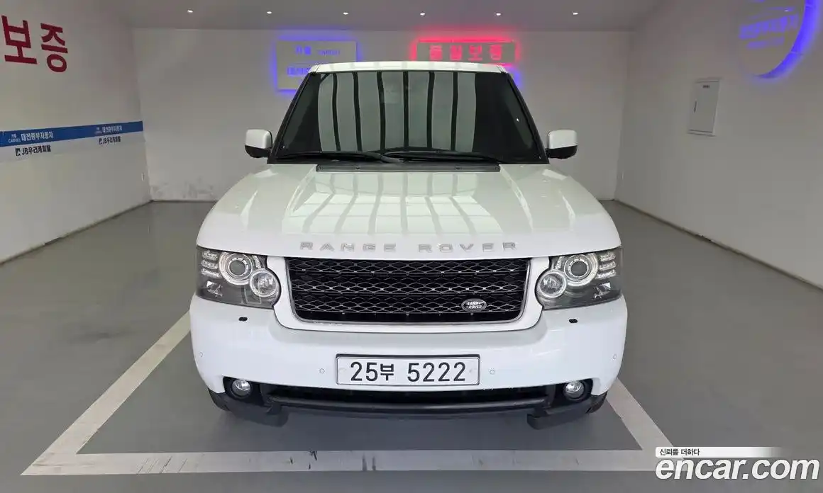 Land Rover Range-Rover 2011 4.4 Автомат в Москве № 213804, фото 19