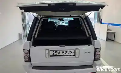 Land Rover Range-Rover 2011 4.4 Автомат в Москве № 213804, миниатюра 9