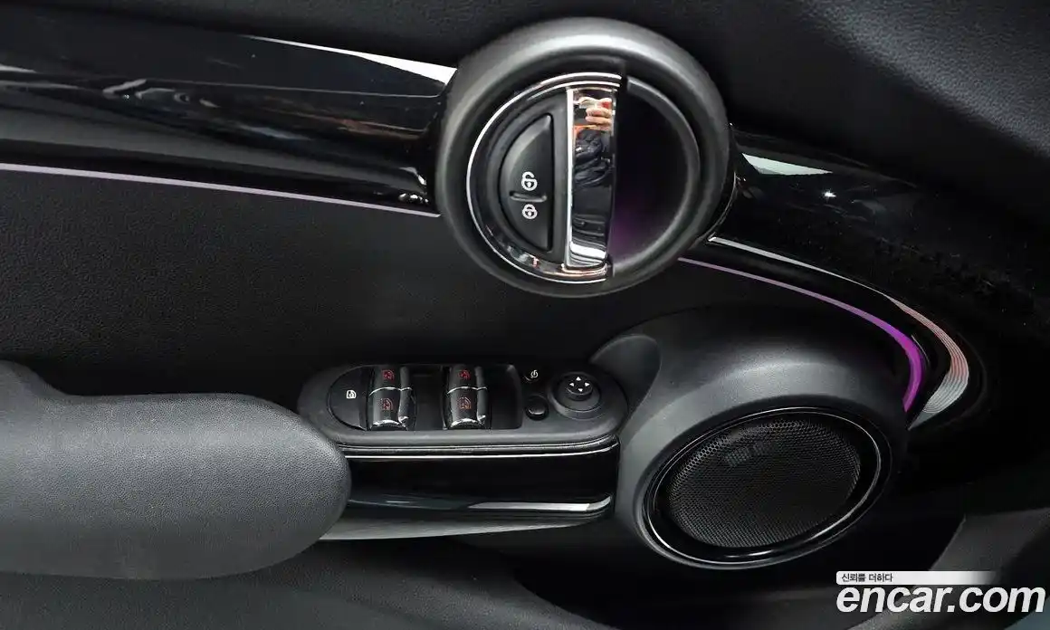 Mini Cooper 2023 2.0 Автомат в Москве № 214098, фото 13