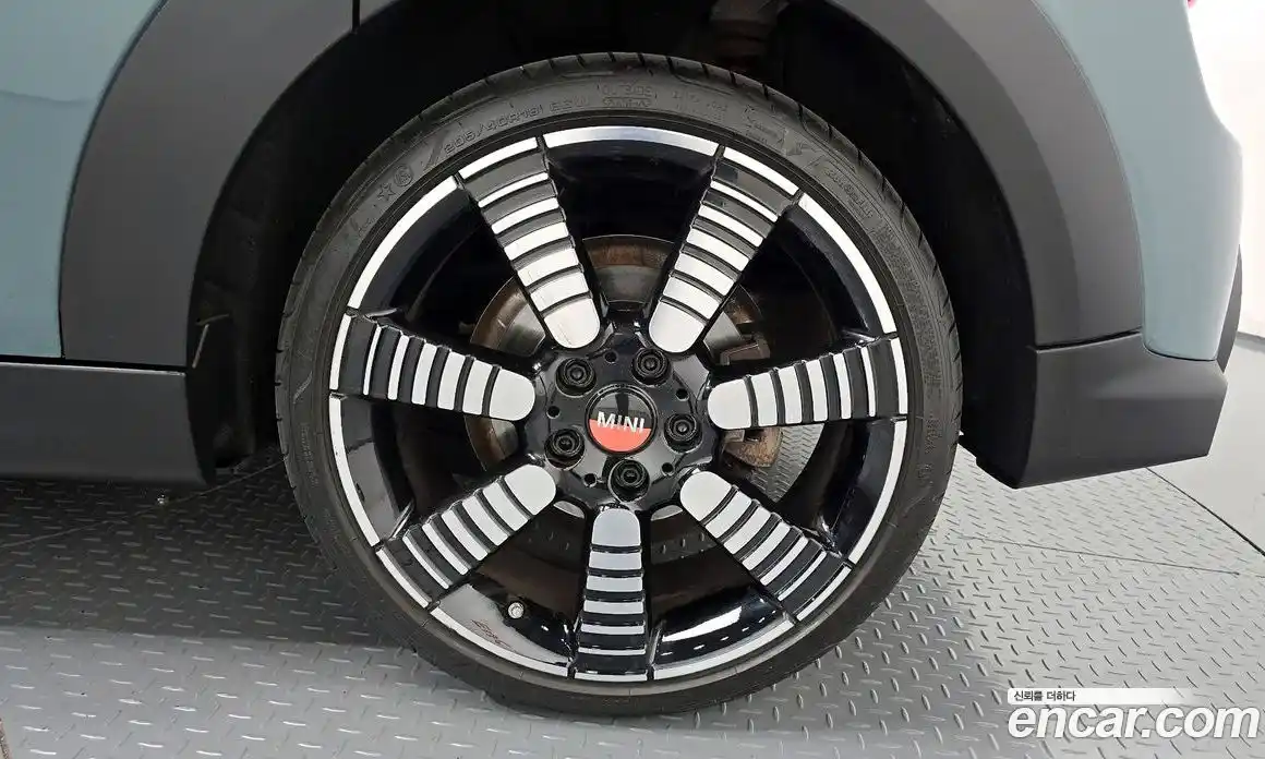 Mini Cooper 2023 2.0 Автомат в Москве № 214098, фото 8