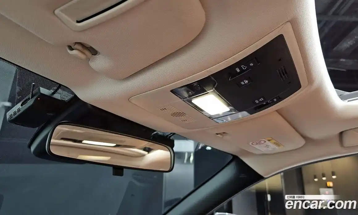 Lexus UX 2022 0.2 Автомат в Москве № 214610, фото 3