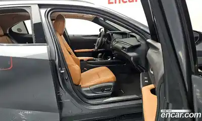 Lexus UX 2022 0.2 Автомат в Москве № 214610, миниатюра 8