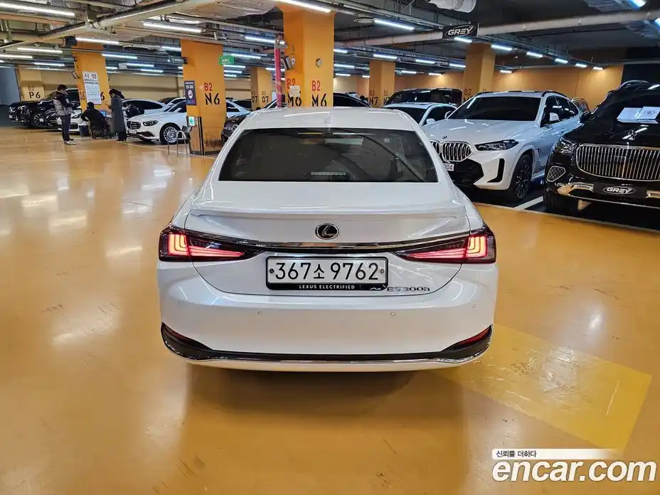 Lexus ES 2026 2.5 Вариатор в Москве № 214728, фото 4